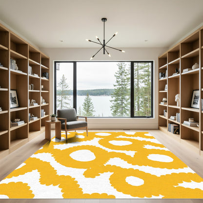 Golden Scalloped Chain Swirl Rug