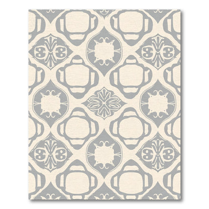 Pale Gray Quatrefoil Arch Medallion Rug