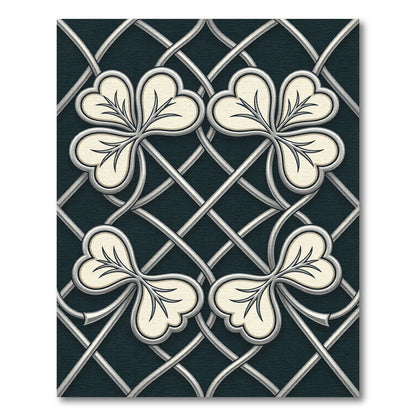 Cream Clover Pattern on Dark Gray Lattice Rug